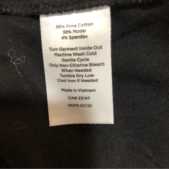 Talbots Black Tank Size M - Picture 2 of 5